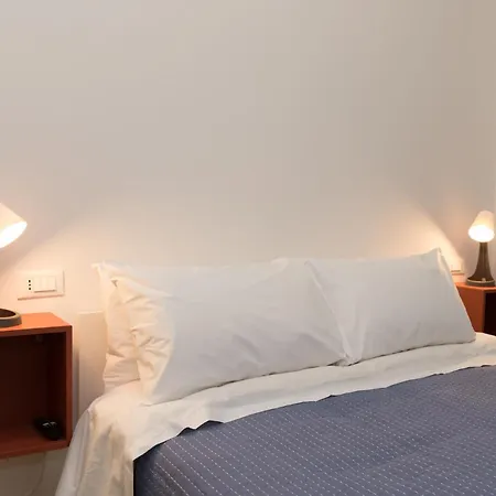Posterla22 Ensuite Rooms-3